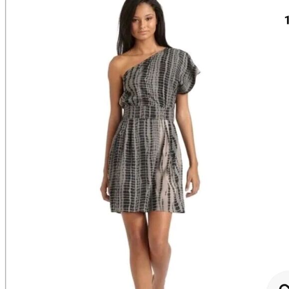 W118 Walter Baker One Shoulder Maggie Dress Size M - Picture 1 of 14